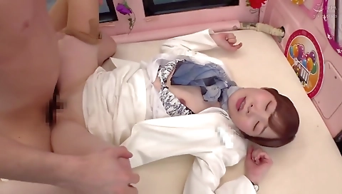 Sexy young shown diego by foot girls