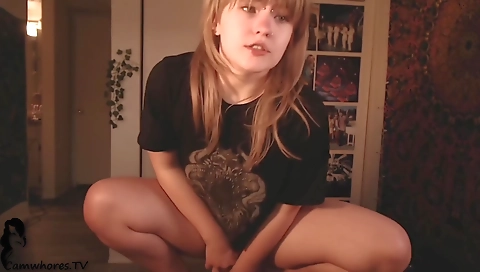 Sexy chick on a hard cock mmff & fuck