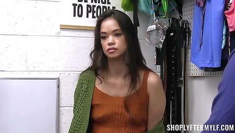 Sexy girl with a big ass gets fucked