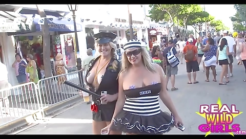 Mature lesbian fucks and licking in the kitchen