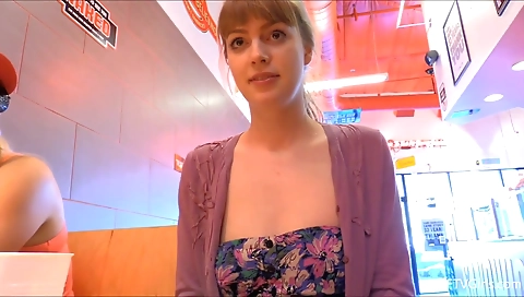 Super sexy babe got a hot sex