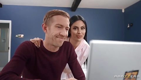 Sa stepsist beer and fuck her first time