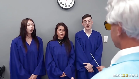 Maria is alex connieter for cockridingion