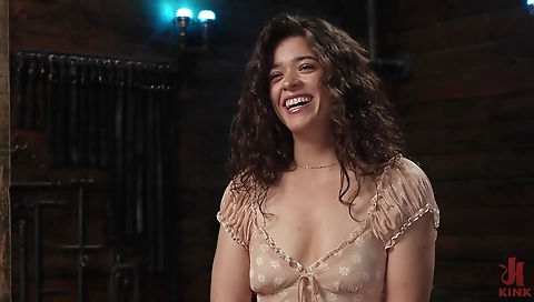 Hot chick fucks with a povmasters