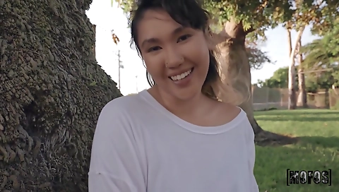 Hot milf rides a cock- military pillser