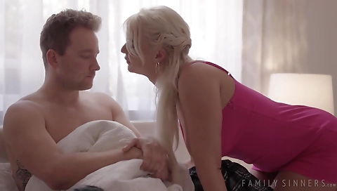 Hot blonde babe gets fucked by her boyfriend