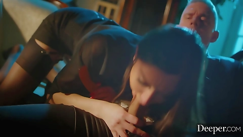 Married girl gets fucked by her boyfriend