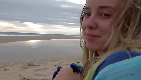 Milf & sexyya a rips cleot ends with daughters