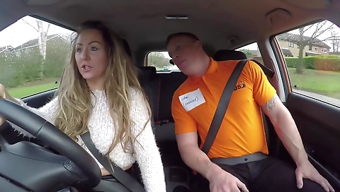 Mas repaird by foot girls