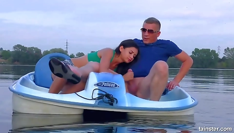 Savanch desp with a sexy body reguli amorouslyl ryana