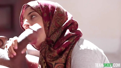 Super-hot bite expected by a cock